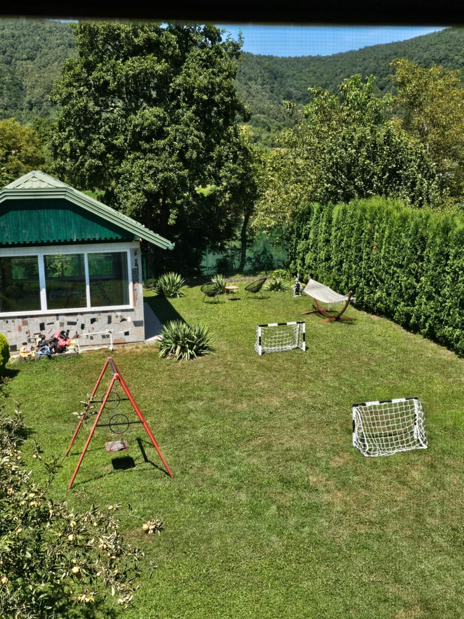 La Reina Una Bihac Exterior photo